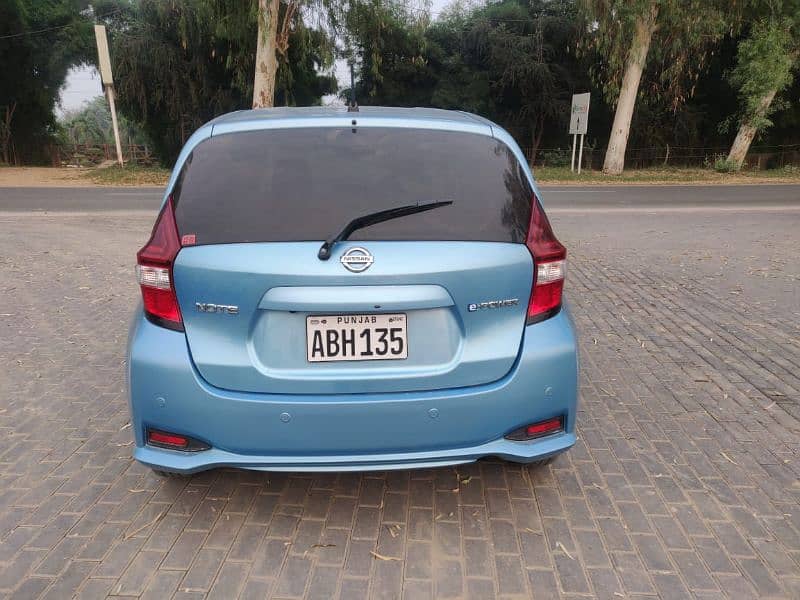 Nissan Note 2018 8