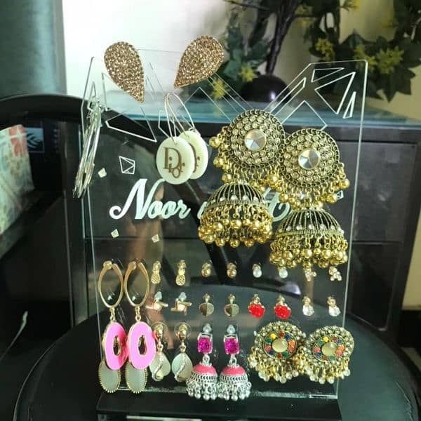 Jewellery Stand 1