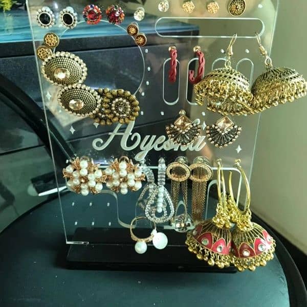 Jewellery Stand 2