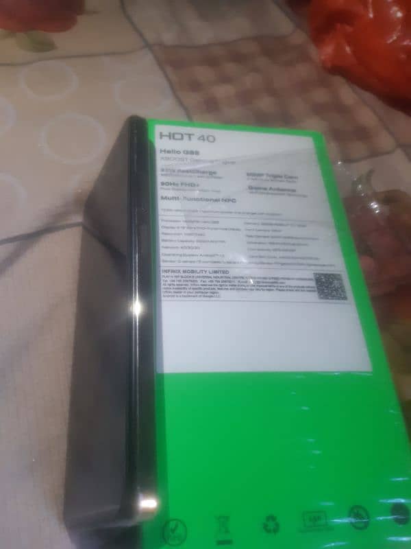 infinix hot 40 10/10 condition with box 3