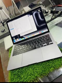 Apple MacBook air 2020- 13inch