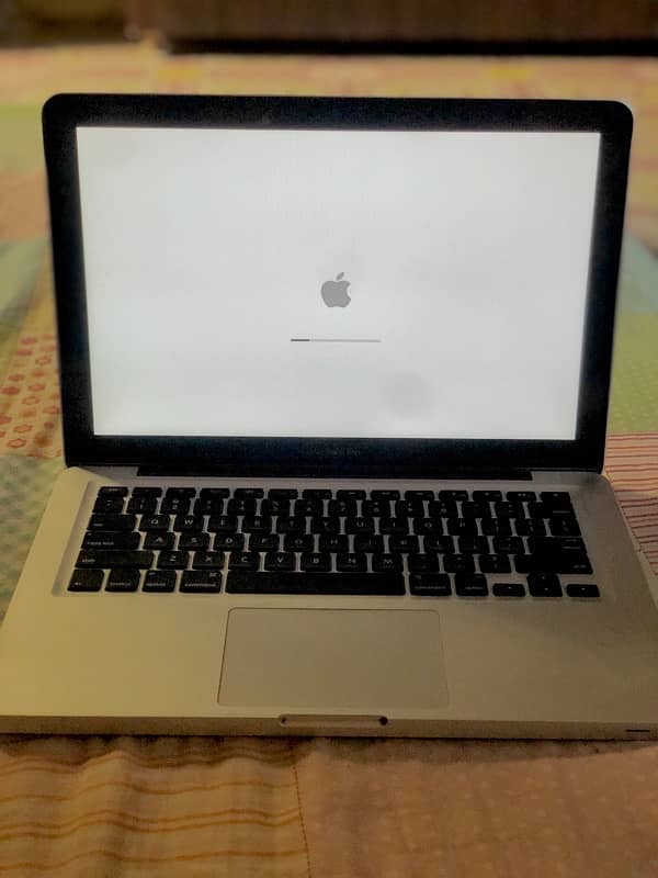 MacBook pro 2012 mid urgent sell 0