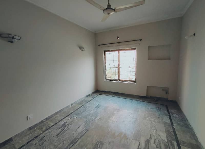 7 Marla Full House For Rent In DHA Lahore Phase 3 Near Commercial 4