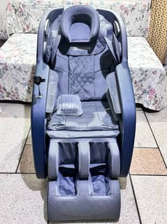 JC Buckman RefreshUs Massage Chair Blue Color