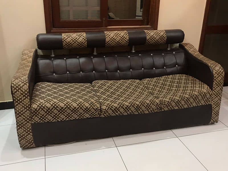 Sofa 7 seater for sale 0