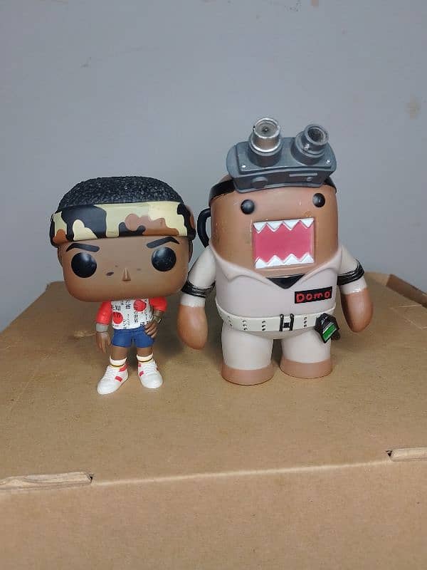 10 preloved Funko pop 1