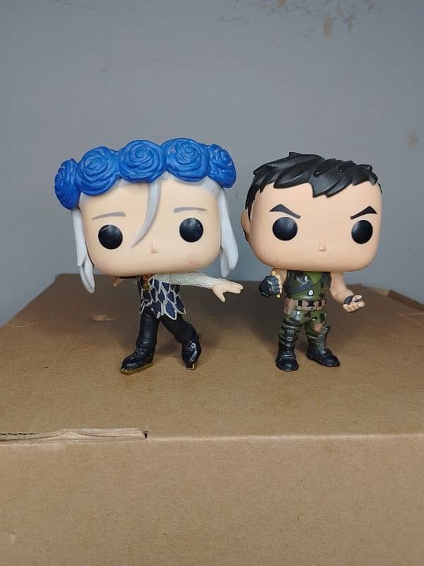 10 preloved Funko pop 5