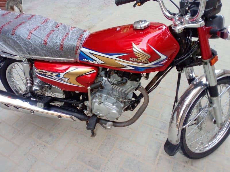 Honda 125 Hyderabad number 19 model 5