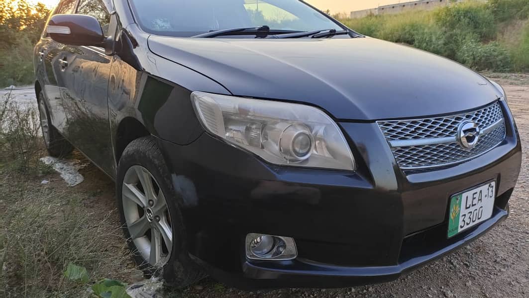 Toyota Corolla Fielder (2006) model 2