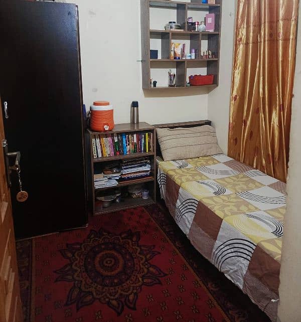 single and sharing rooms available in Rawalpindi girls hostel 14