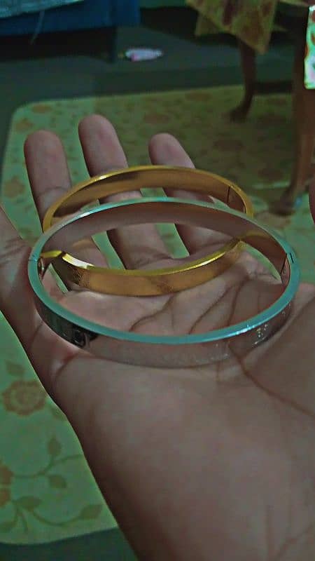 Boys hand kara 2 color available Silver And Golden best quality kara 1