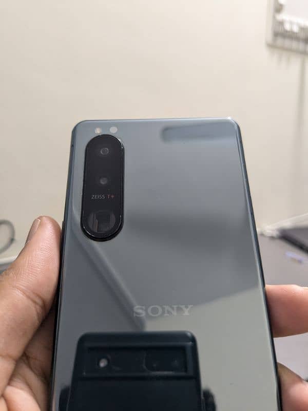 sony xperia 5 mark 2 6