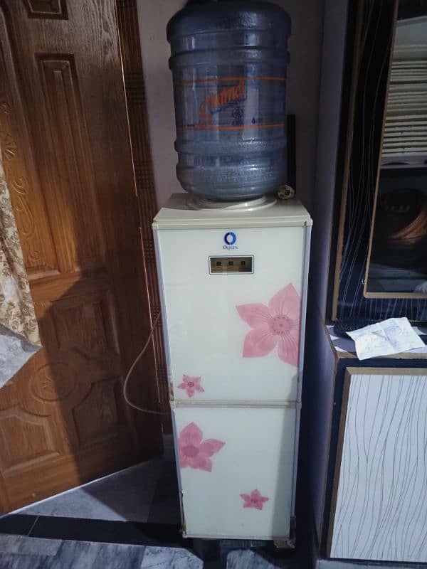 Water Dispenser perfect condition 0