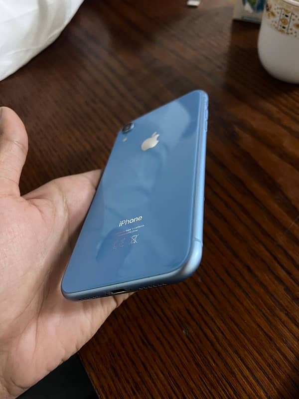 iphone XR pta approved 84% battery health 1