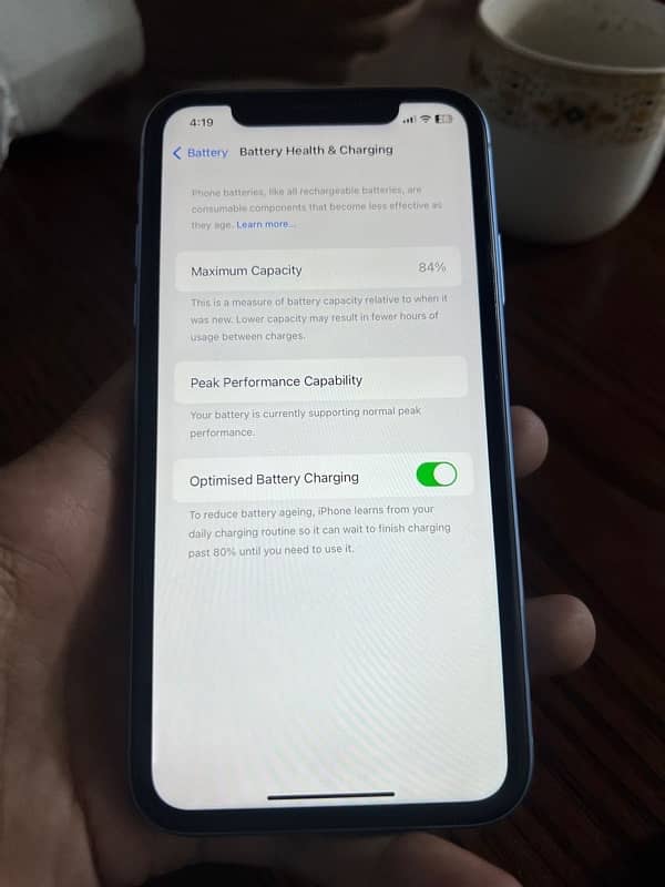 iphone XR pta approved 84% battery health 10