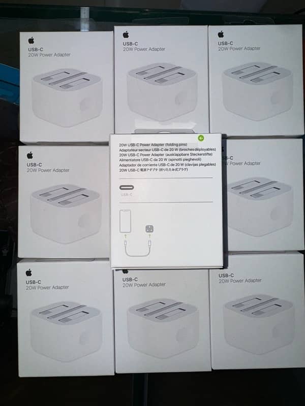 Apple Adapter /Apple iphone Charger 20W 0