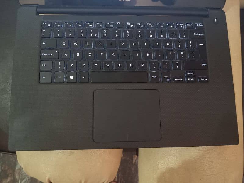 Dell xps 15 Graphic / gaming laptop 2