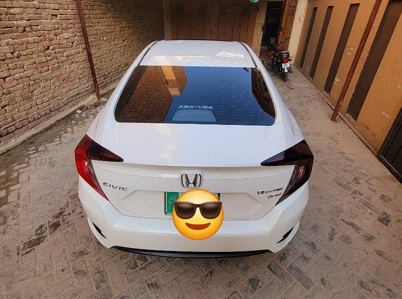 Honda Civic Oriel 2019 15