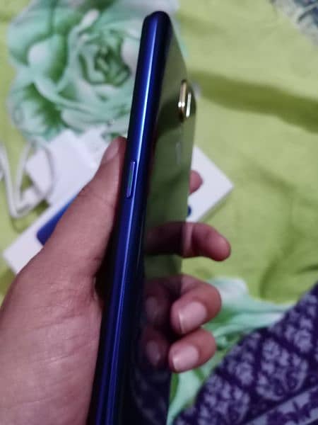 Oppo F11 256Gb+8Gb Lush Condition,,Fastest Mobile Box With Charger 2