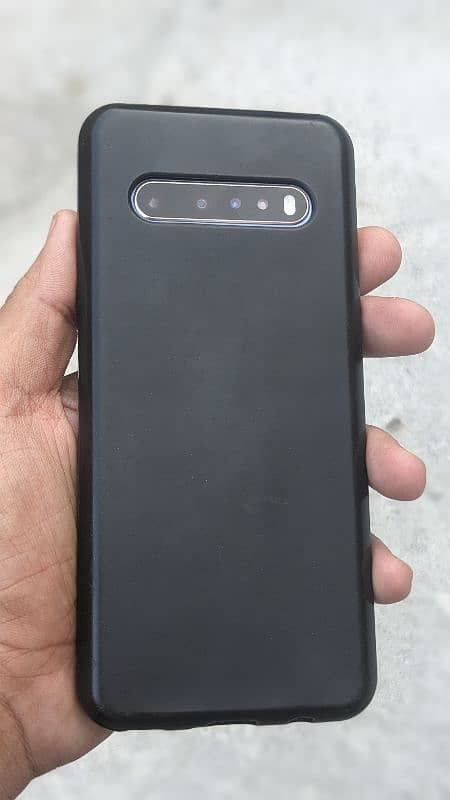 LG V60 ThinQ 5G 1