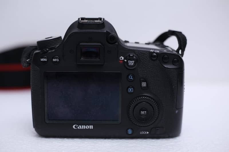 Canon 6D 0