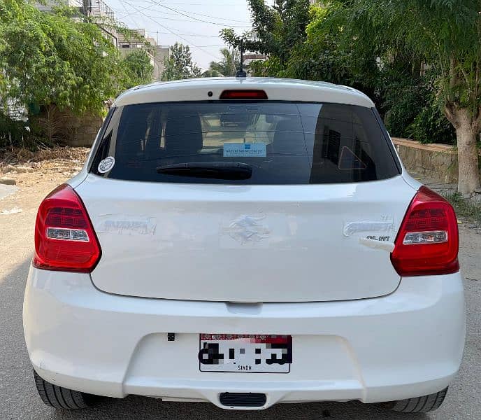 Suzuki Swift GL CVT 5