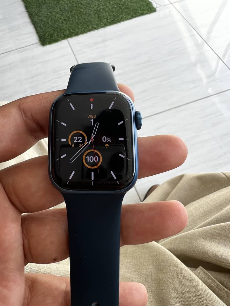 Apple watch series 7 41mm very good condition 7