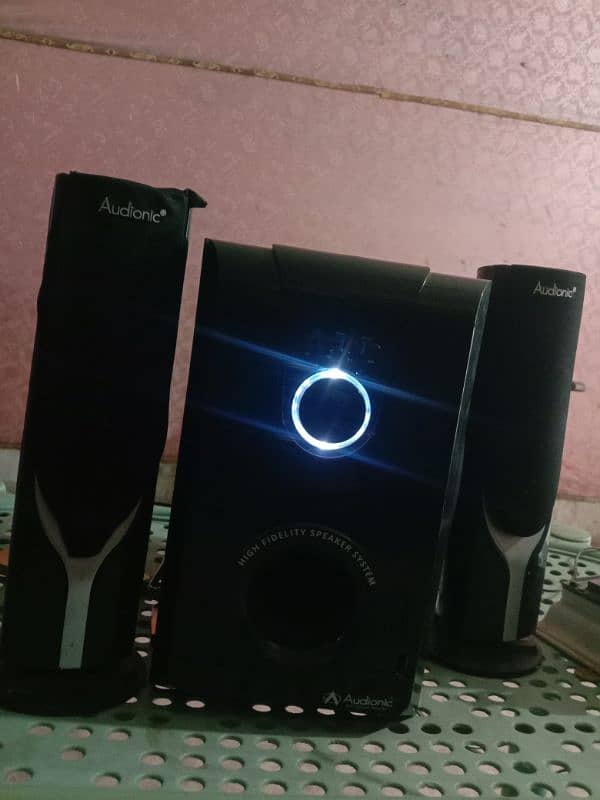 Audionic  ad-7000 plus 2.1 multimedia speaker 0