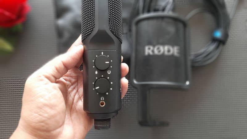 Rode NT-USB Microphone 1