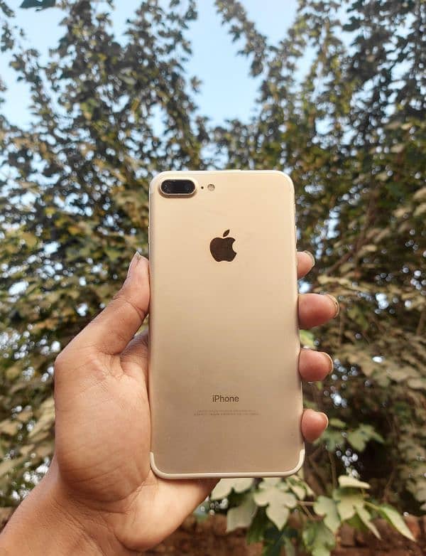 I Phone 7 Plus Pta Proved 128gb Golden color Fingr working ha lush pho 10