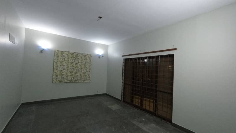 240 SQ YARD ONE UNIT BANGLOW FOR SALE 14