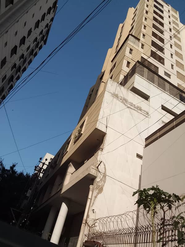 1600sq. ft. , 3 Bed D D on Main Shaheed e Millat Road 9