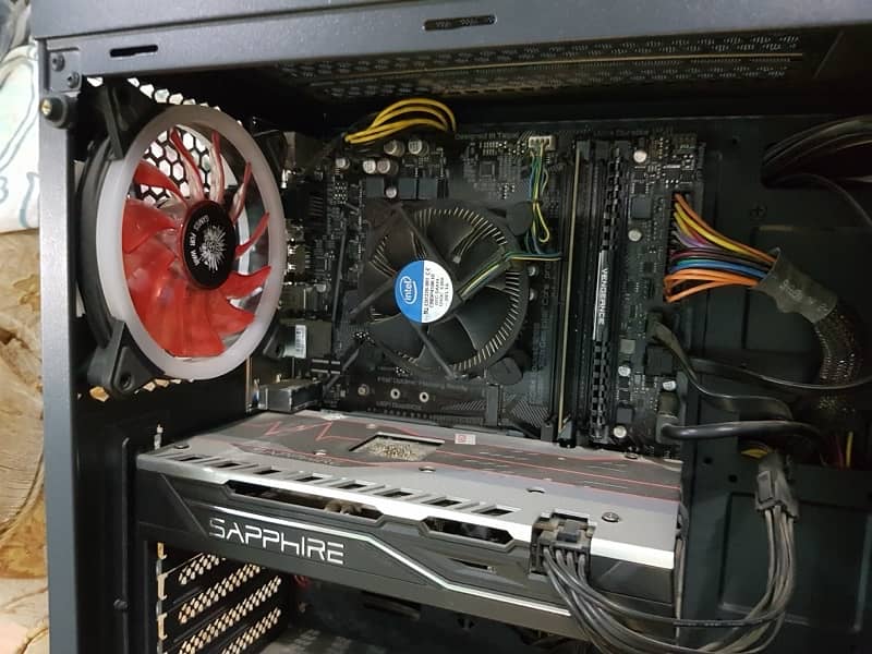 gaming pc - i5 10th gen 10400f - rx 570 sapphire pulse 4gb gpu 7