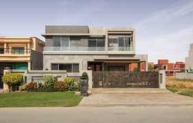 1 Kanal Slightly Used Unique Modern Design House For Sale At Prime Location Near To Park In DHA Phase 5 Lahore