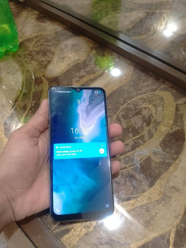 vivo y21 with box 3