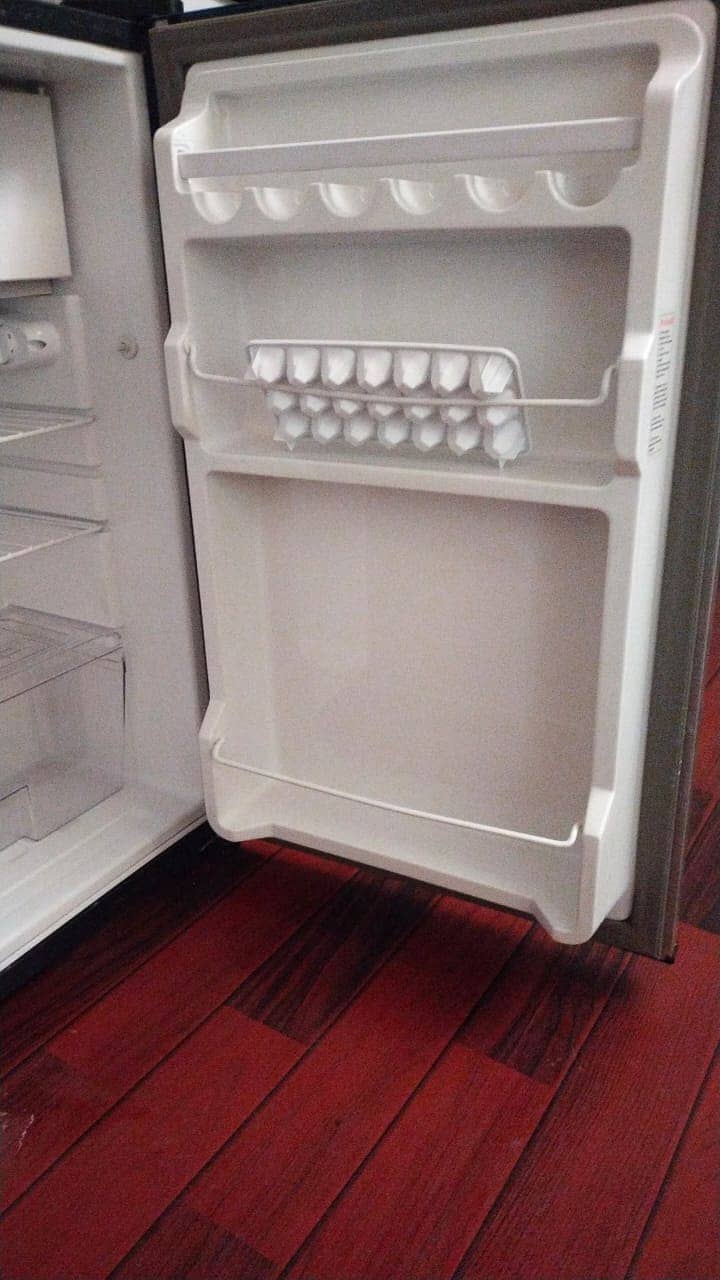 Dawlance Room Fridge Brand New in warranty 4