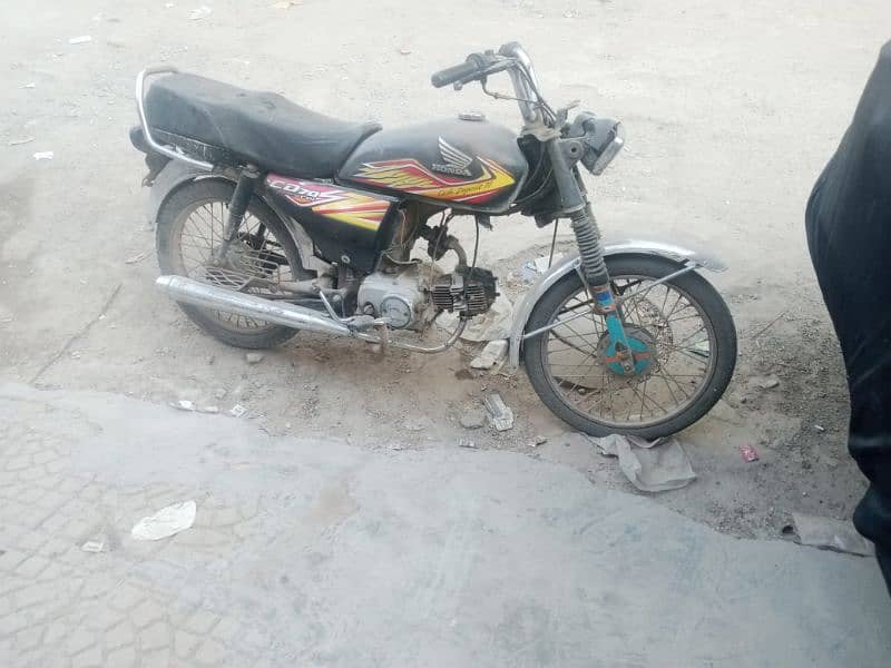 Honda CD 70 model of 2020 applied for job registration hai abhi 2