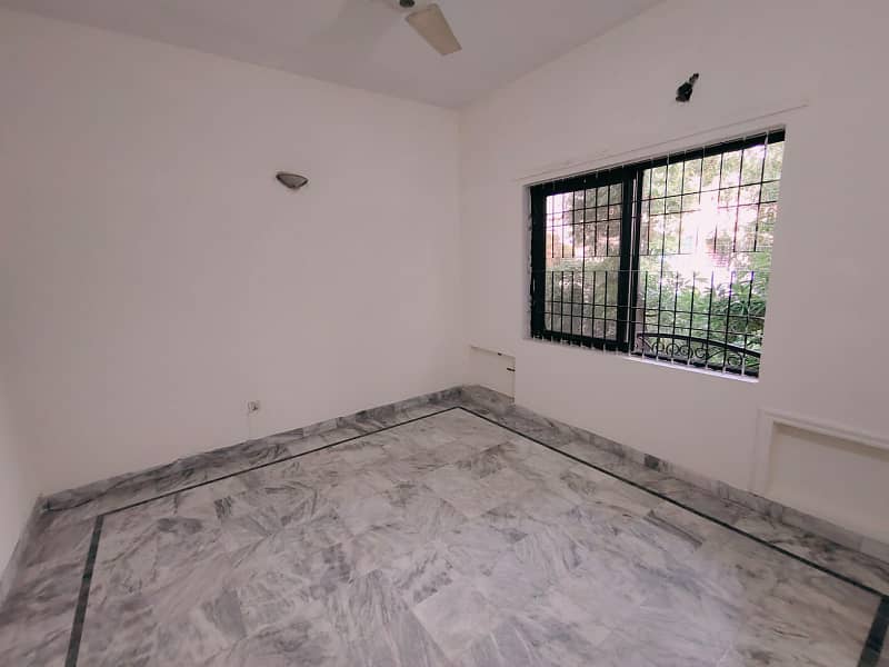 1 Kanal Upper Portion for Rent in DHA Lahore Phase 2 Sprat Gate Near School 2