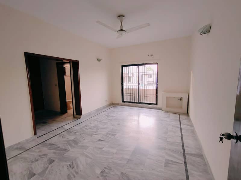 1 Kanal Upper Portion for Rent in DHA Lahore Phase 2 Sprat Gate Near School 19