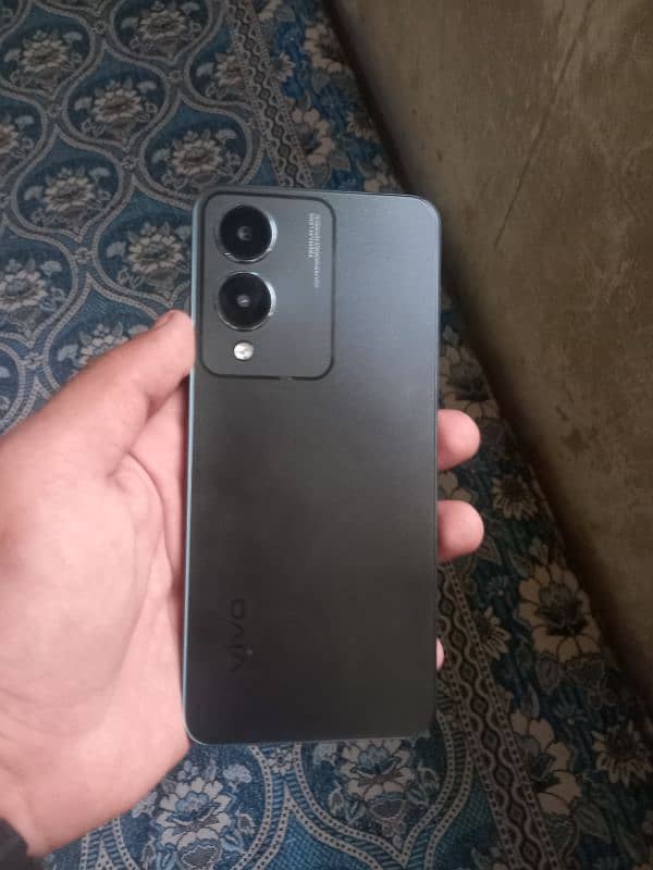 vivo y 17s 6/128 urgent sale 0