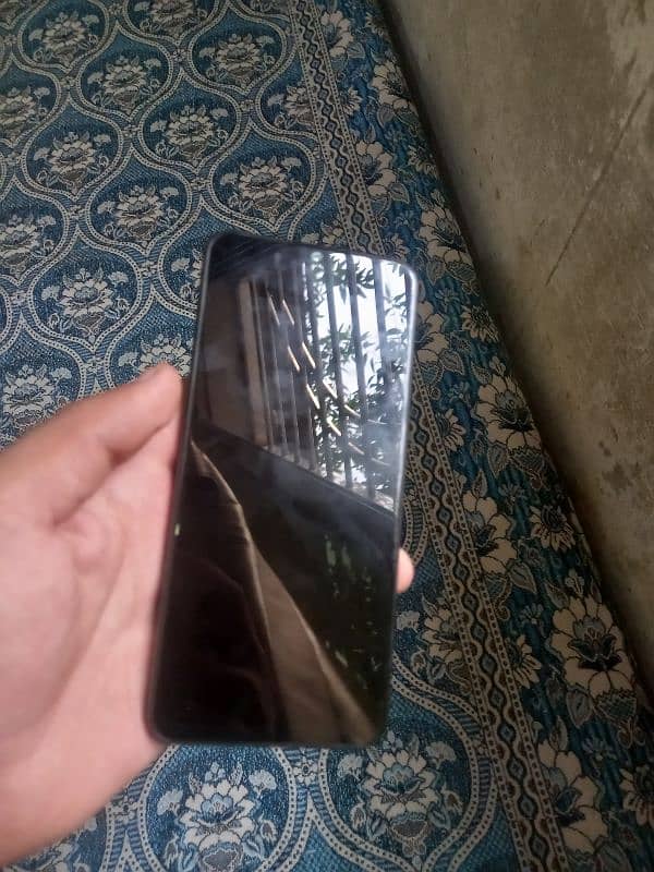 vivo y 17s 6/128 urgent sale 1