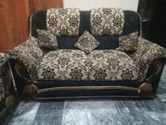 lakrii Sofa two seatar 0