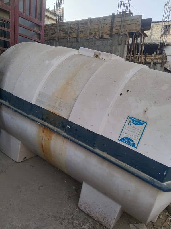 water Tank total pis 5000 le    q700 1