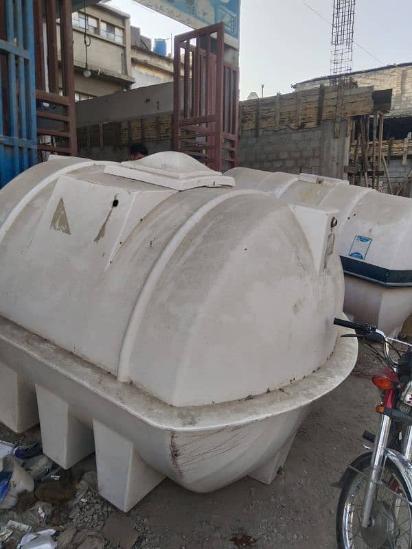 water Tank total pis 5000 le    q700 5