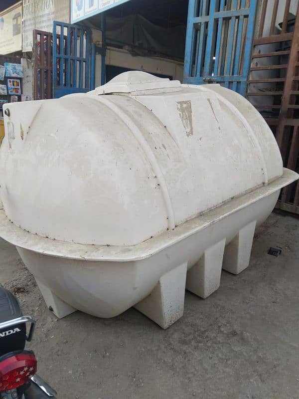 water Tank total pis 5000 le    q700 6