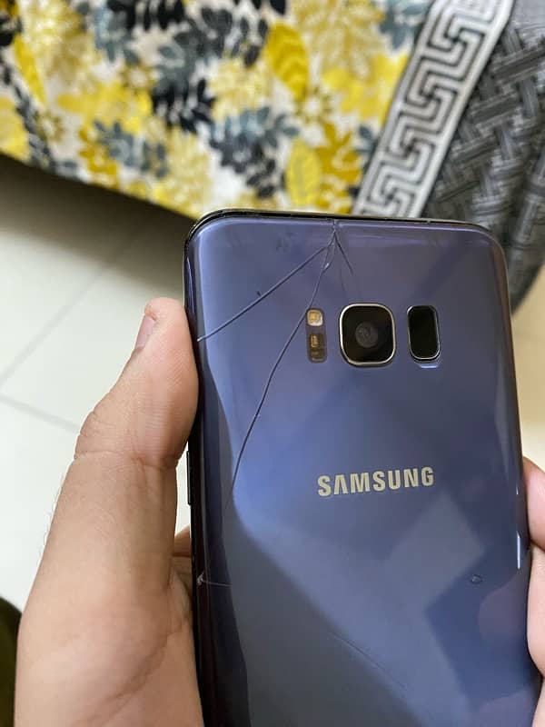 Samsung galaxy S8+ pta approved 8/128 6