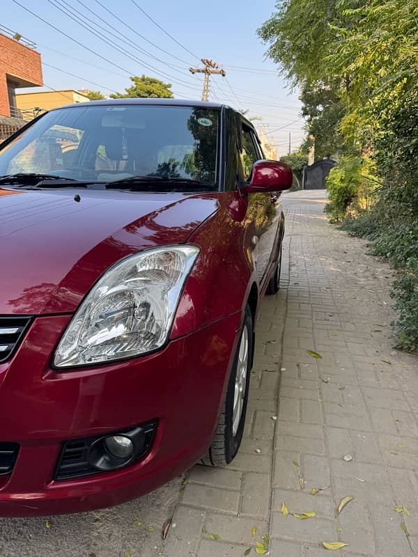 Suzuki Swift DLX 1.3 Automatic 2