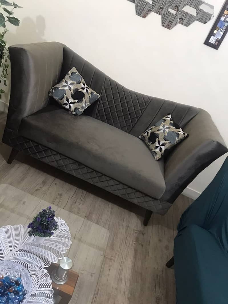 7 Seater Sofa Set - Just like new 3