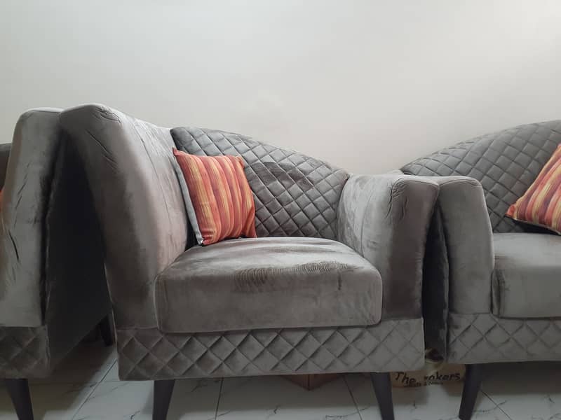 7 Seater Sofa Set - Just like new 8