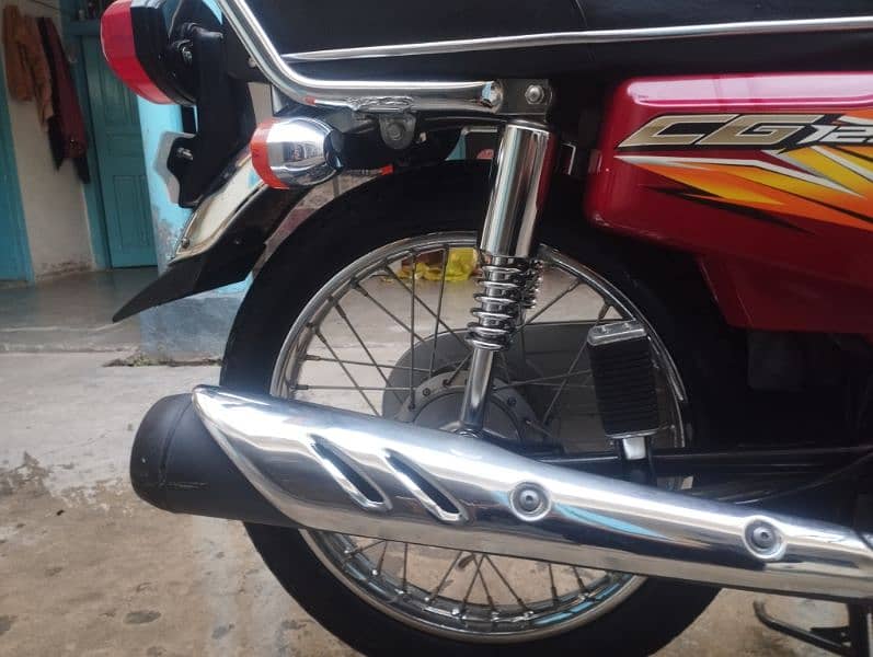 Honda CG 125 10/10 in New condition 5